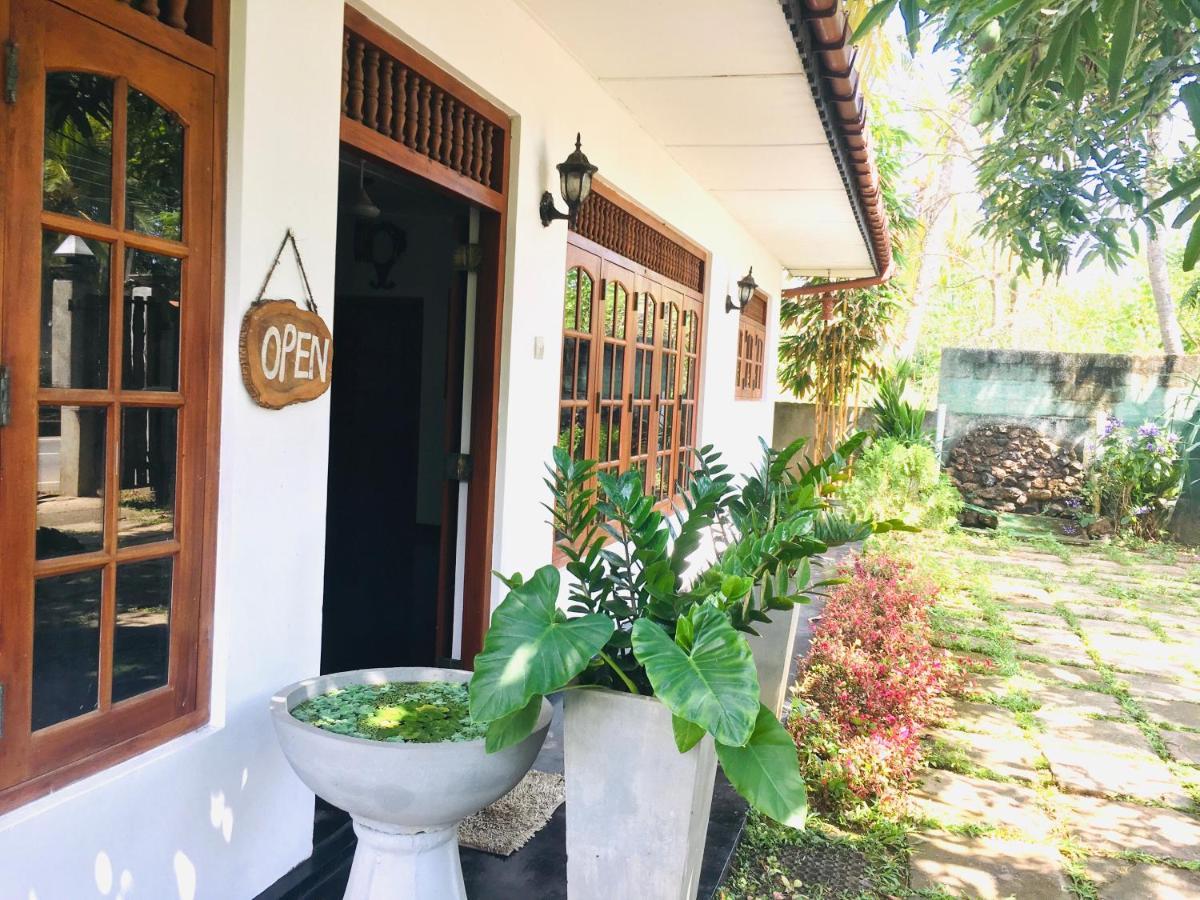 The Lagon House Dickwella Exterior photo